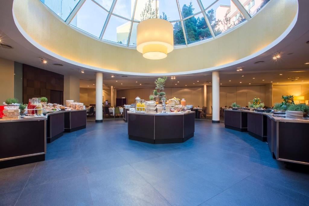 Radisson Blu Sobieski, Варшава