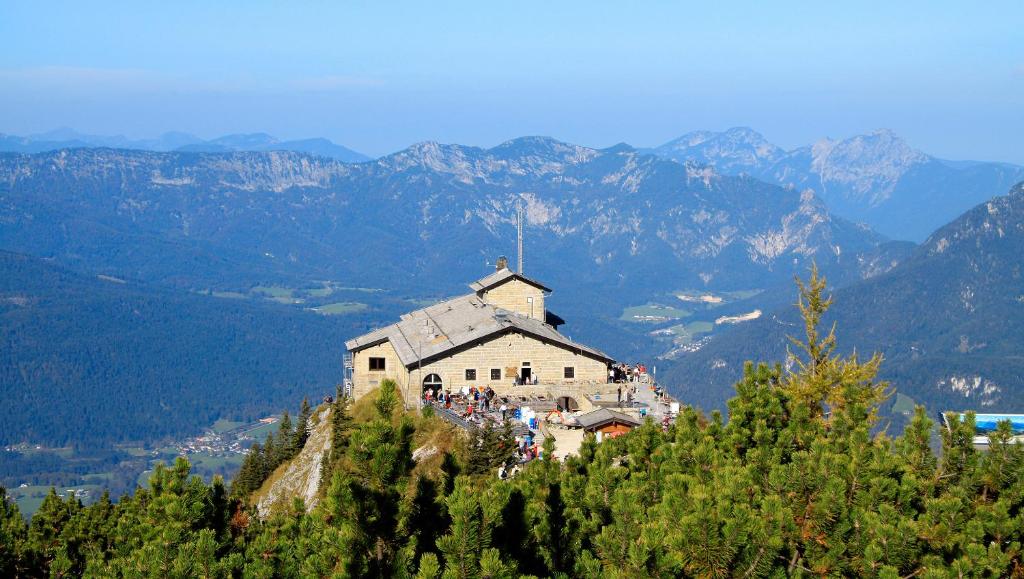 Alpenhotel Brennerbascht, Мюнхен
