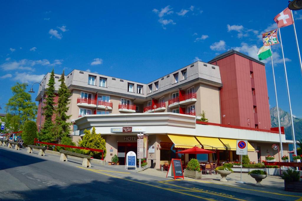 Alpine Classic Hotel, Лезен