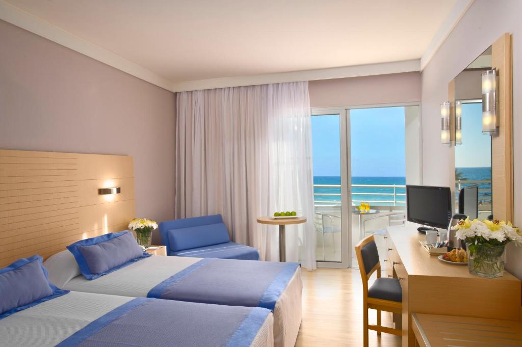 Louis Ledra Beach, Пафос