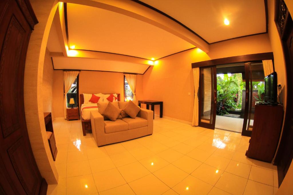 Сьюит (Люкс с террасой), Cahyatika House & Spa