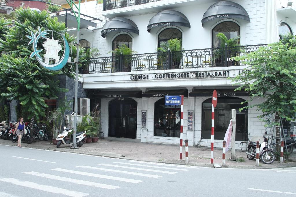 Hoang Cuong Hotel, Ханой