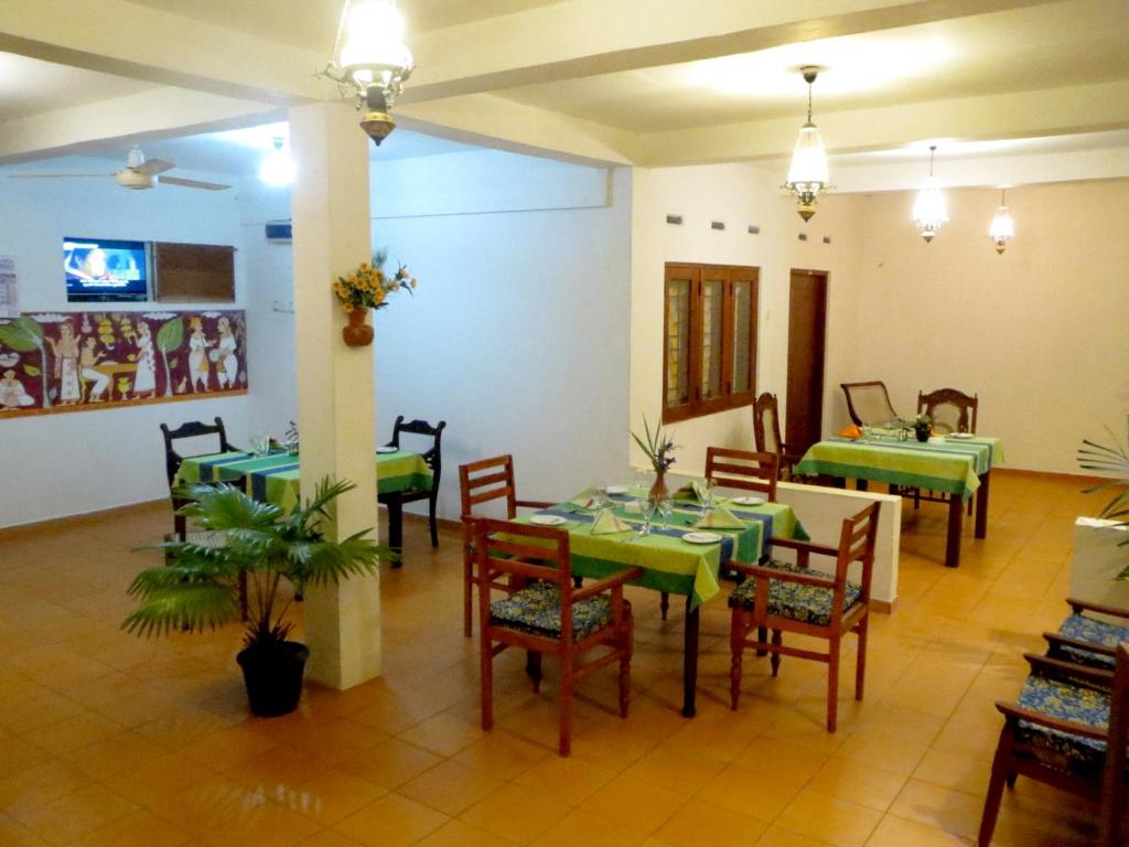 C-Lanka Guest House, Алутгама
