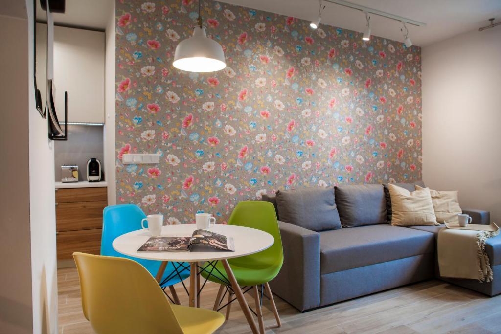 Апартаменты (Апартаменты с 1 спальней), Flower Residence