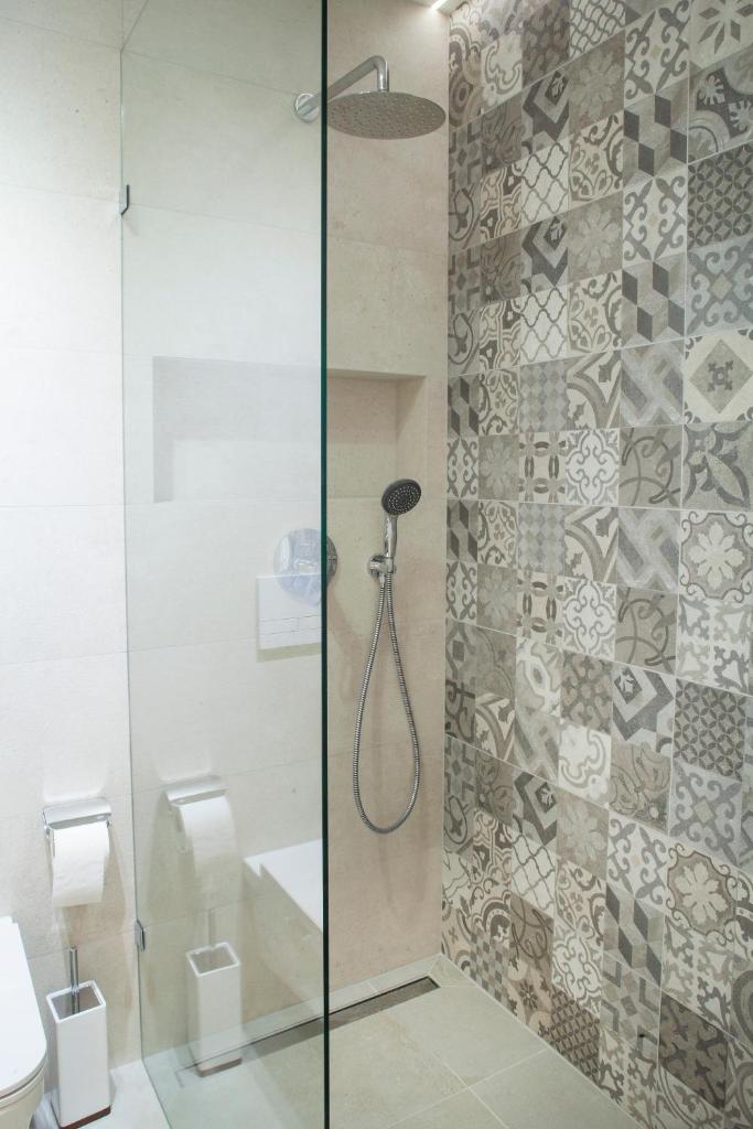 Апартаменты (Апартаменты с 1 спальней), Flower Residence