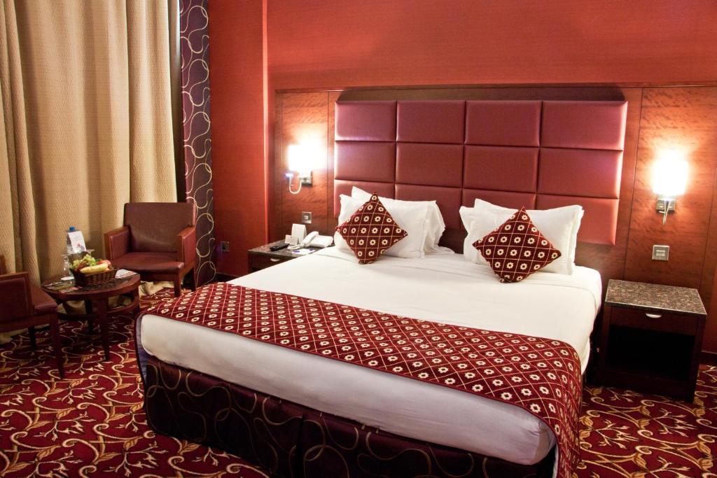 Отель Ramee Rose Hotel, Дубай