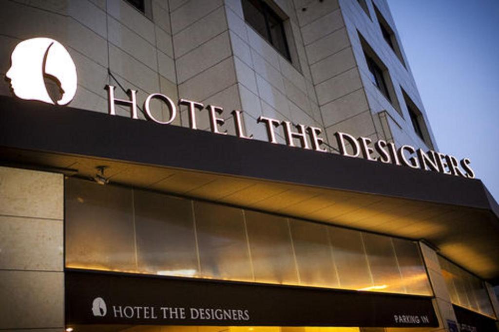 Hotel The Designers Hongdae, Сеул