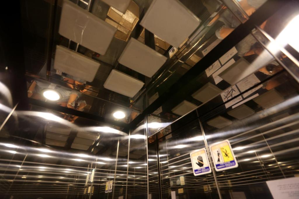 Must Stay Hotel Myeongdong, Сеул