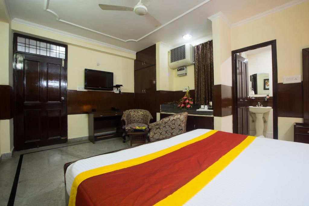 Двухместный (Представительский двухместный номер с 1 кроватью и трансфером от/до аэропорта), Airport Hotel Olive & Blue