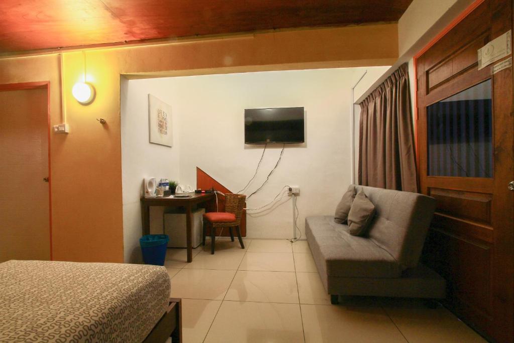 Четырехместный (Улучшенный четырехместный номер), Magpie Residence