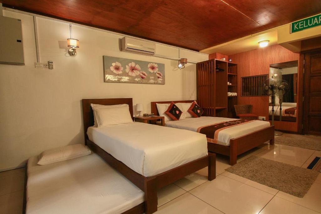 Четырехместный (Улучшенный четырехместный номер), Magpie Residence