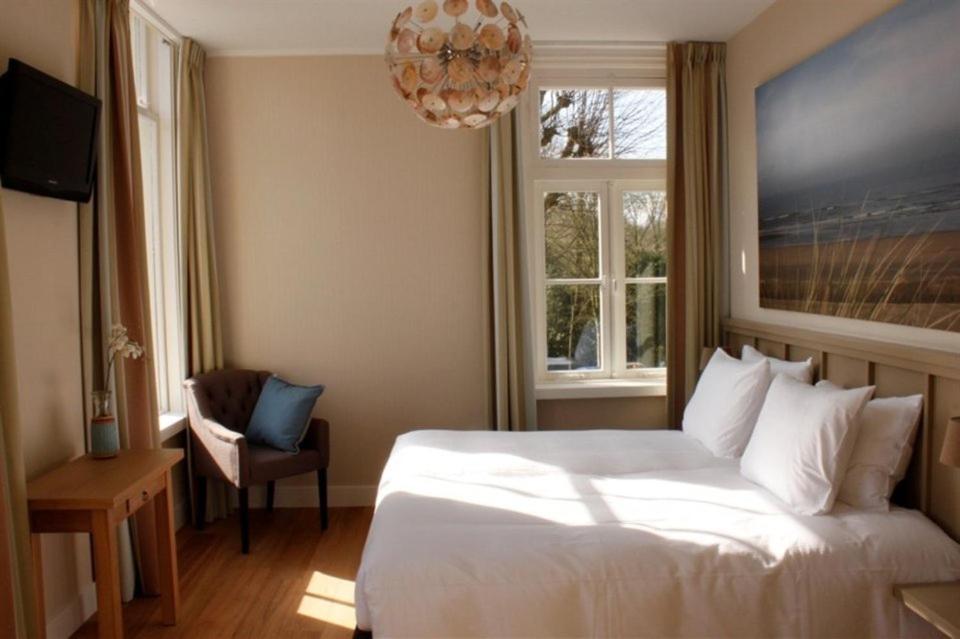 Loetje Overveen, Амстердам