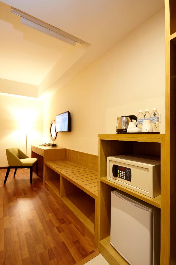 Сьюит (Представительский люкс), Hotel Six Seasons @ Mid Valley