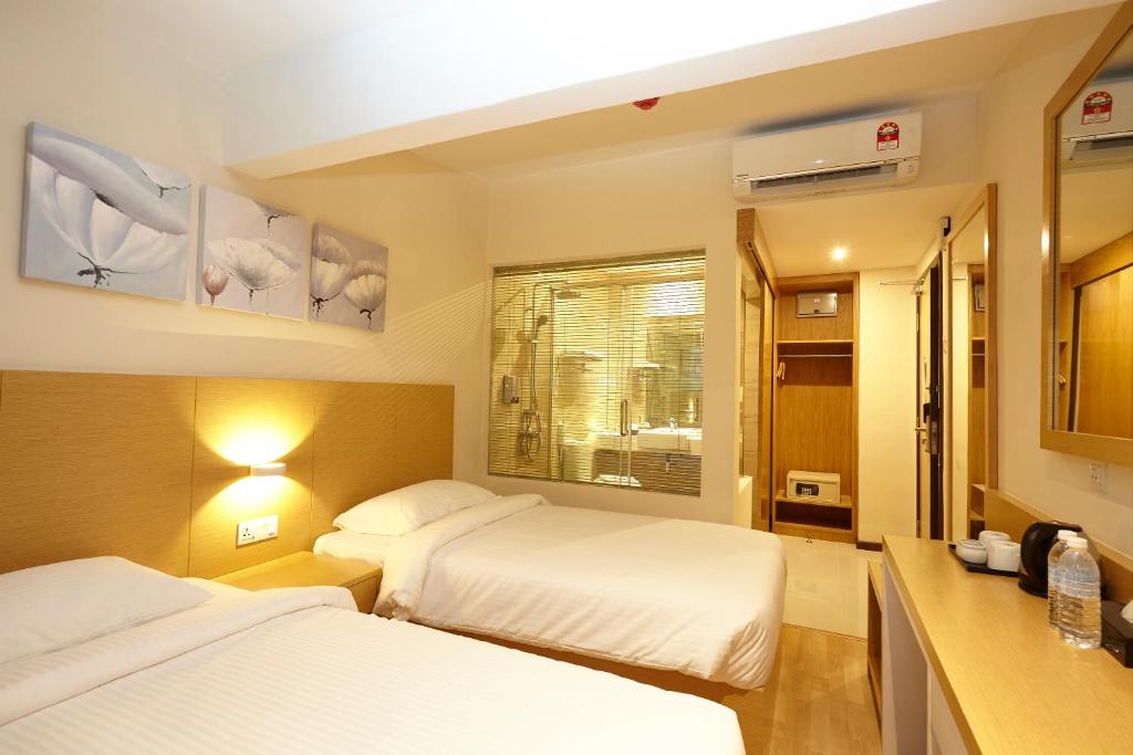 Двухместный (Двухместный номер Делюкс с 2 отдельными кроватями), Hotel Six Seasons @ Mid Valley