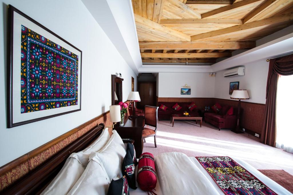 Двухместный (Номер Делюкс с кроватью размера «king-size»), Отель Serena Inn