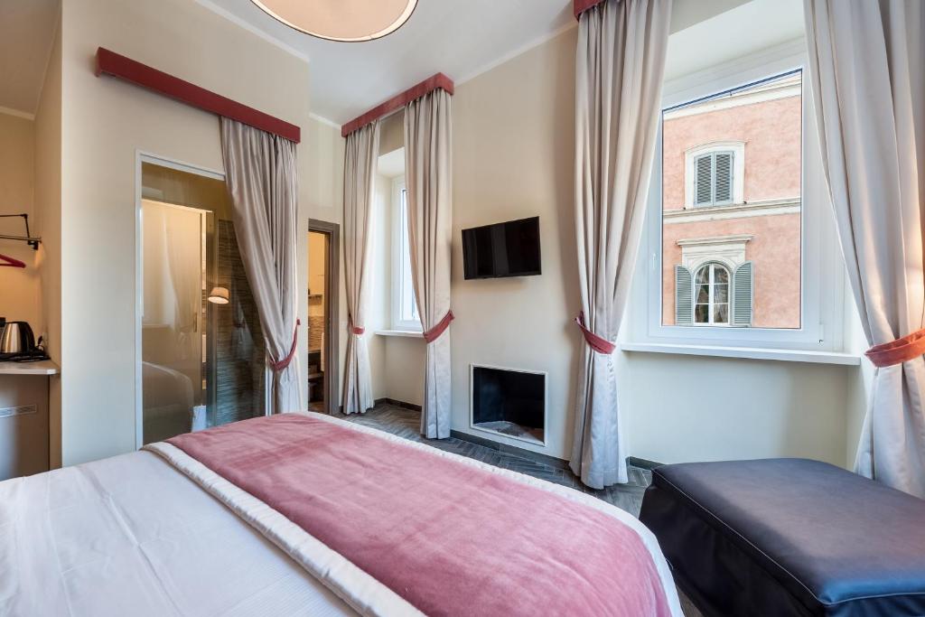 Двухместный (Номер Делюкс с кроватью размера «king-size»), Foro Romano Luxury Suites