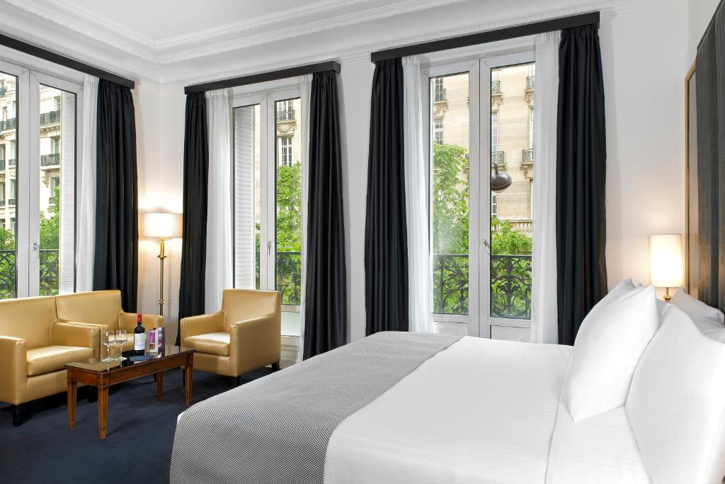 Melia Paris Champs Elysées, Париж