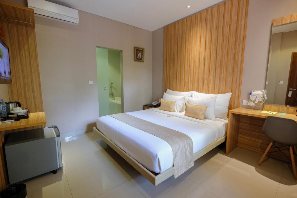 Двухместный (Двухместный номер Делюкс с 1 кроватью), Puri Padma Hotel