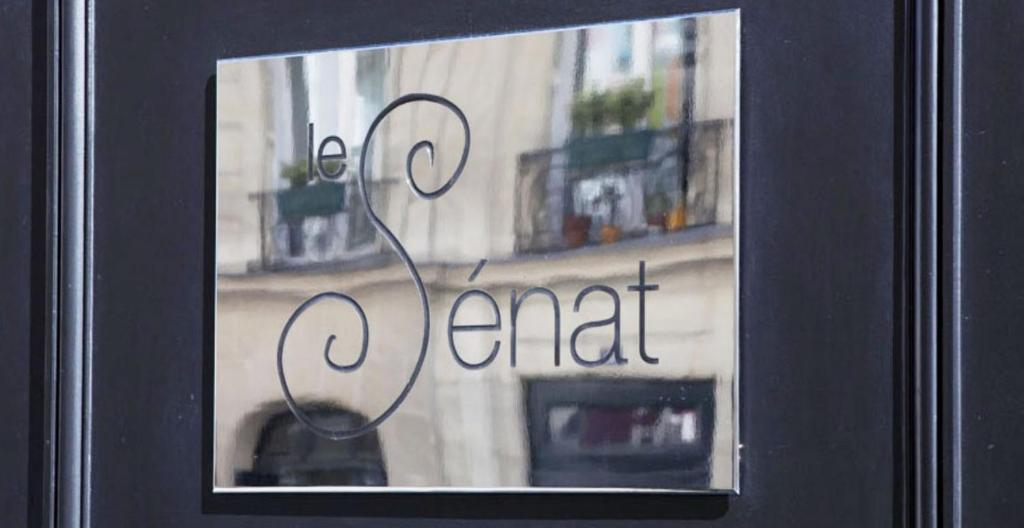 Le Senat, Париж