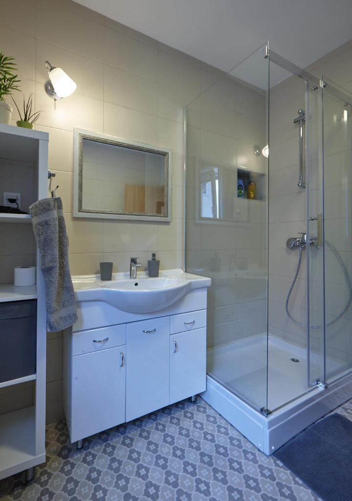 Апартаменты (Апартаменты), Take 5