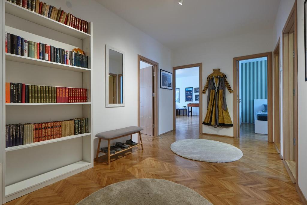 Апартаменты (Апартаменты), Take 5