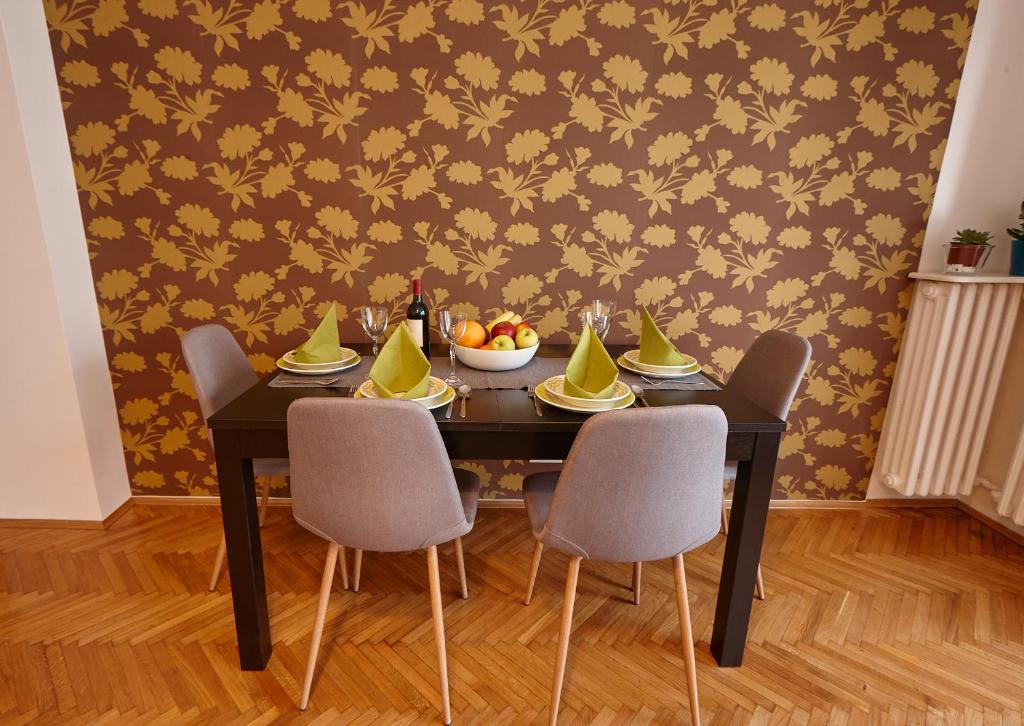 Апартаменты (Апартаменты), Take 5