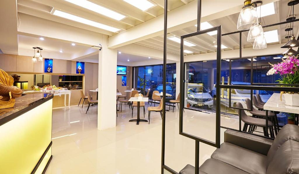 Le Bonheur Poshtel, Бангкок