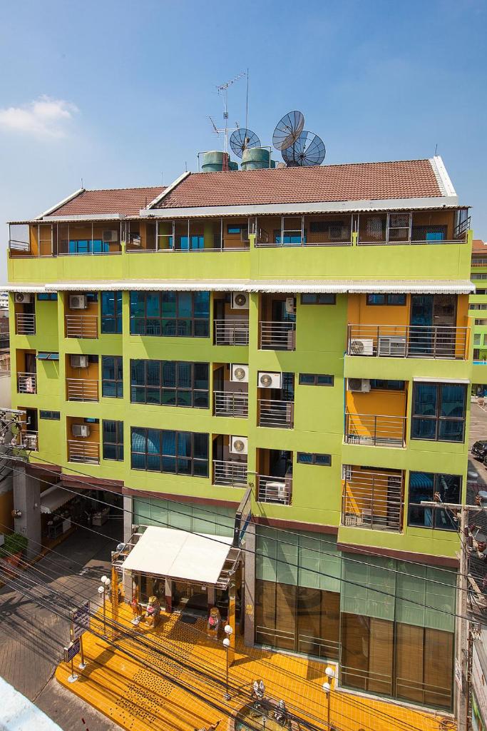 Отель The Aiyapura Bangkok, Бангкок