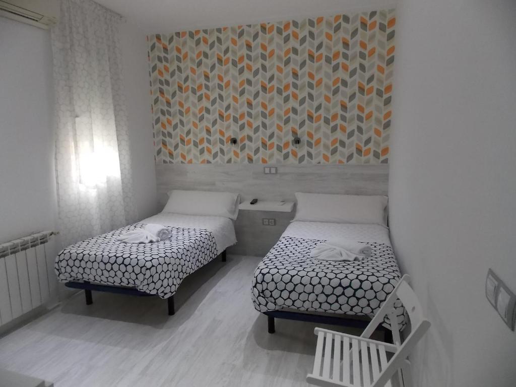 Двухместный (Стандартный двухместный номер с 2 отдельными кроватями), Bloom Inn Madrid