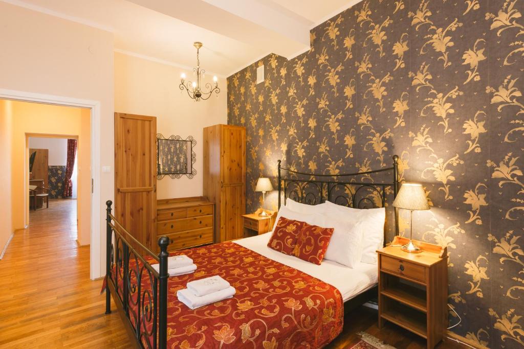 Апартаменты (Классические апартаменты), Abella Suites&Apartments by Artery