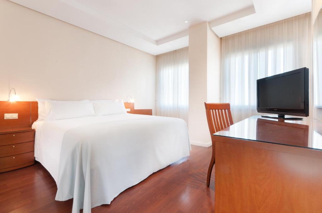 Tryp Madrid Chamartin, Мадрид