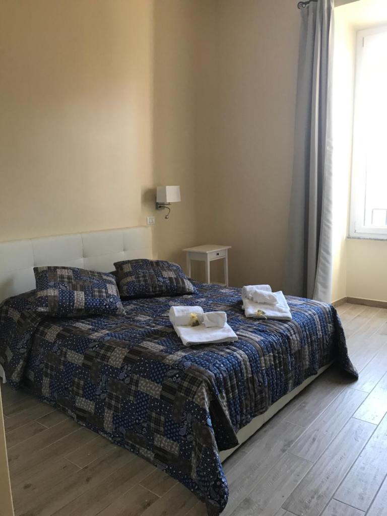 Serventi Longhi Rooms, Рим