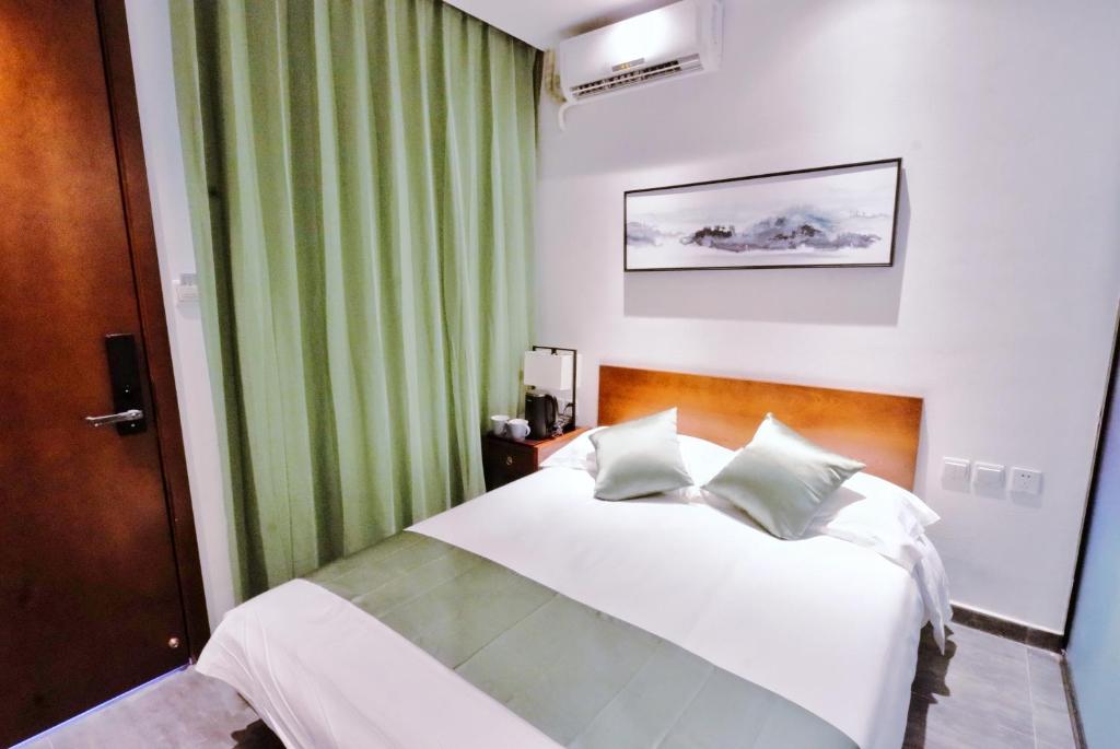 Beijing 161 Beihai Courtyard Hotel, Пекин