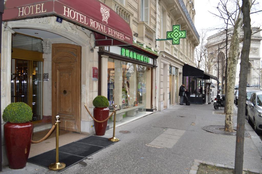 Hotel Royal Elysées, Париж