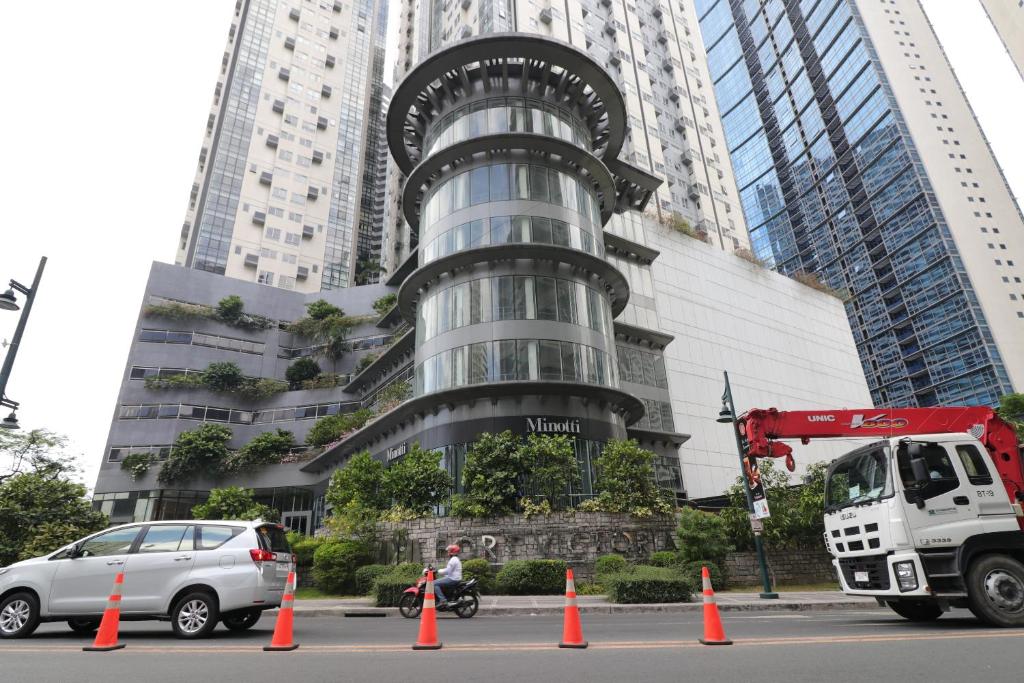 Апартаменты (Апартаменты с 1 спальней), Oasis Regency @ Fort Victoria BGC