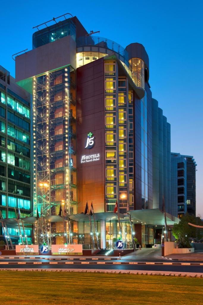 Отель J5 Hotels – Port Saeed (Formerly Rihab Rotana), Дубай
