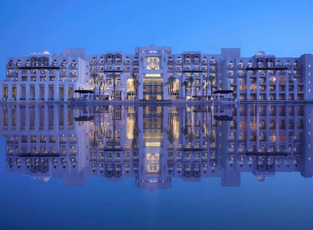 Отель Anantara Eastern Mangroves Hotel & Spa, Абу-Даби