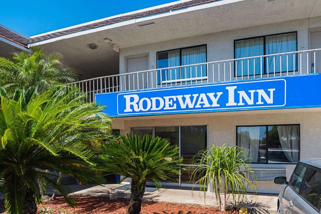 Rodeway Inn Kissimmee Main Gate West, Орландо
