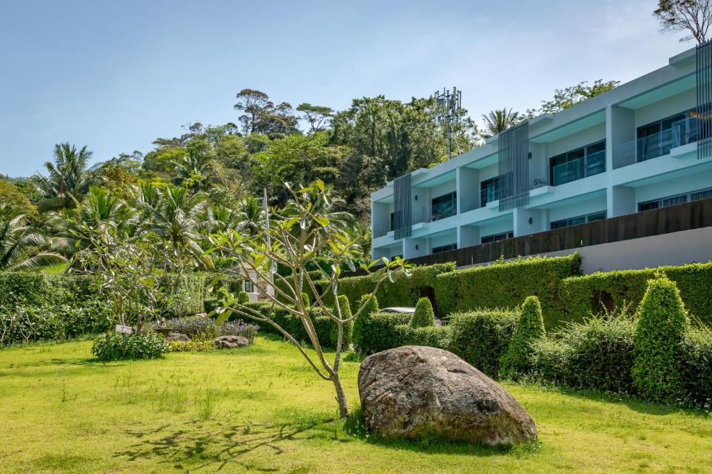 Курортный отель Patong Bay Hill, Пхукет