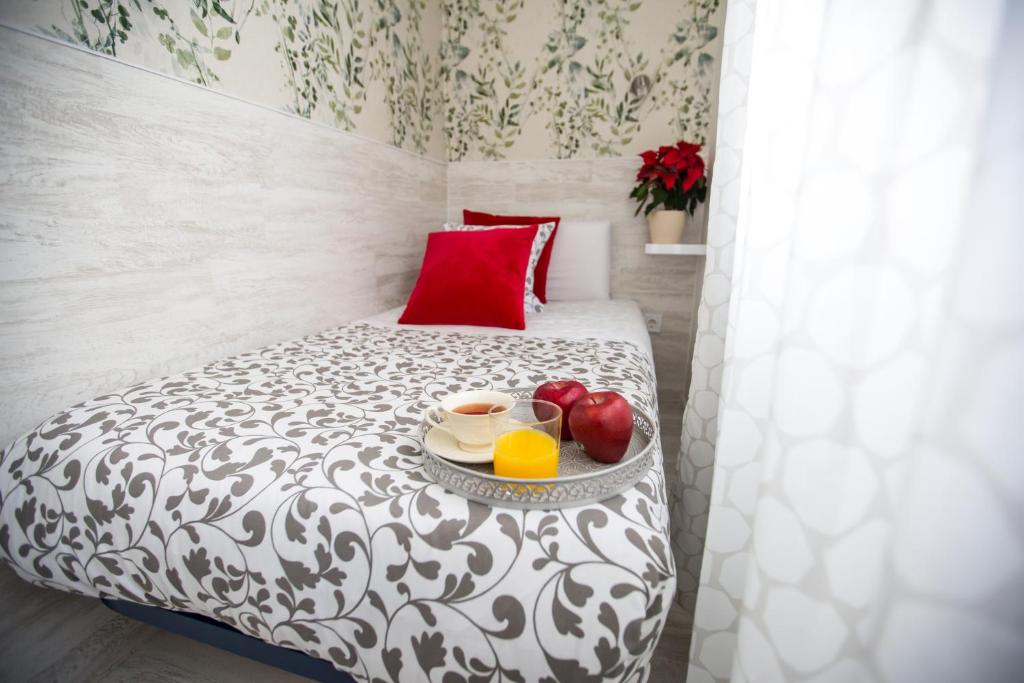 Одноместный (Одноместный номер с ванной комнатой), Bloom Inn Madrid