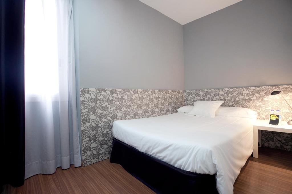 Hostal Nitzs Bcn, Барселона