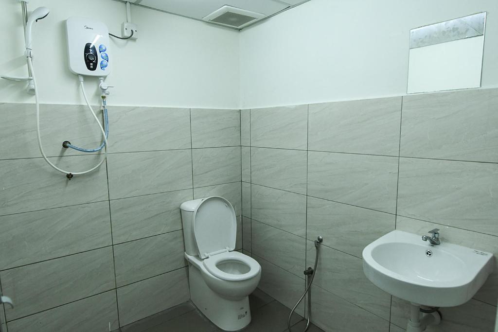 Номер (Спальное место на двухъярусной кровати в общем номере для женщин), Hotel Hibiscus City (PUDU)