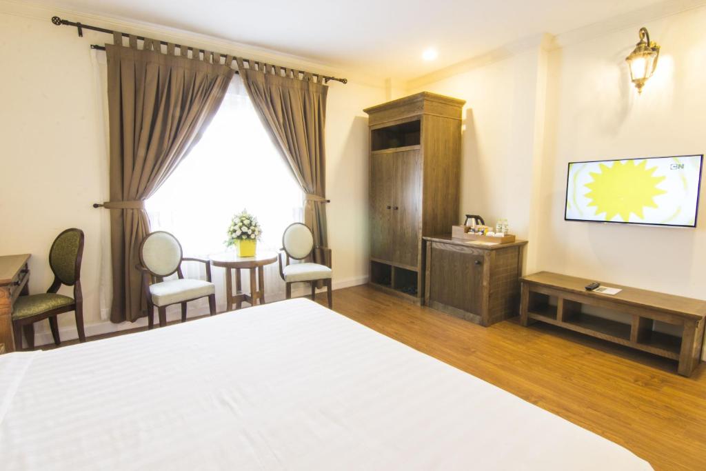 Двухместный (Улучшенный двухместный номер с 1 кроватью), Phoenix Hotel Vung Tau