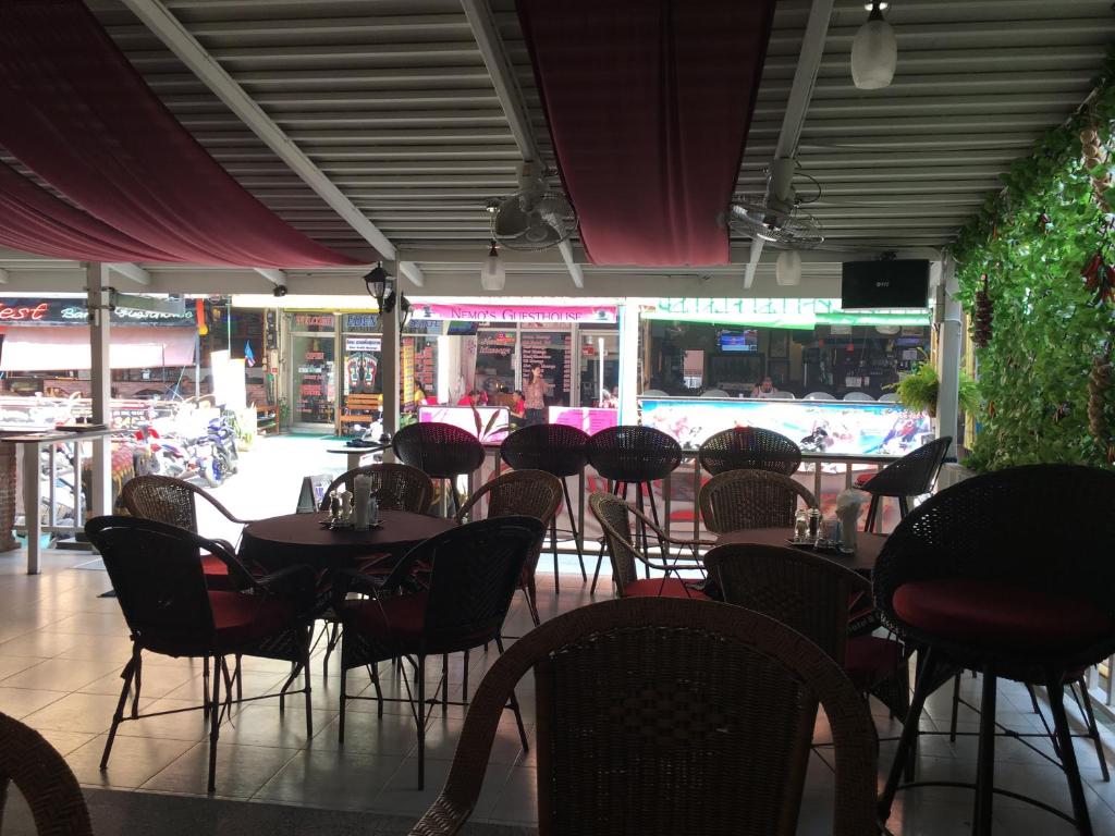 ZIP Lounge & Apartments, Паттайя