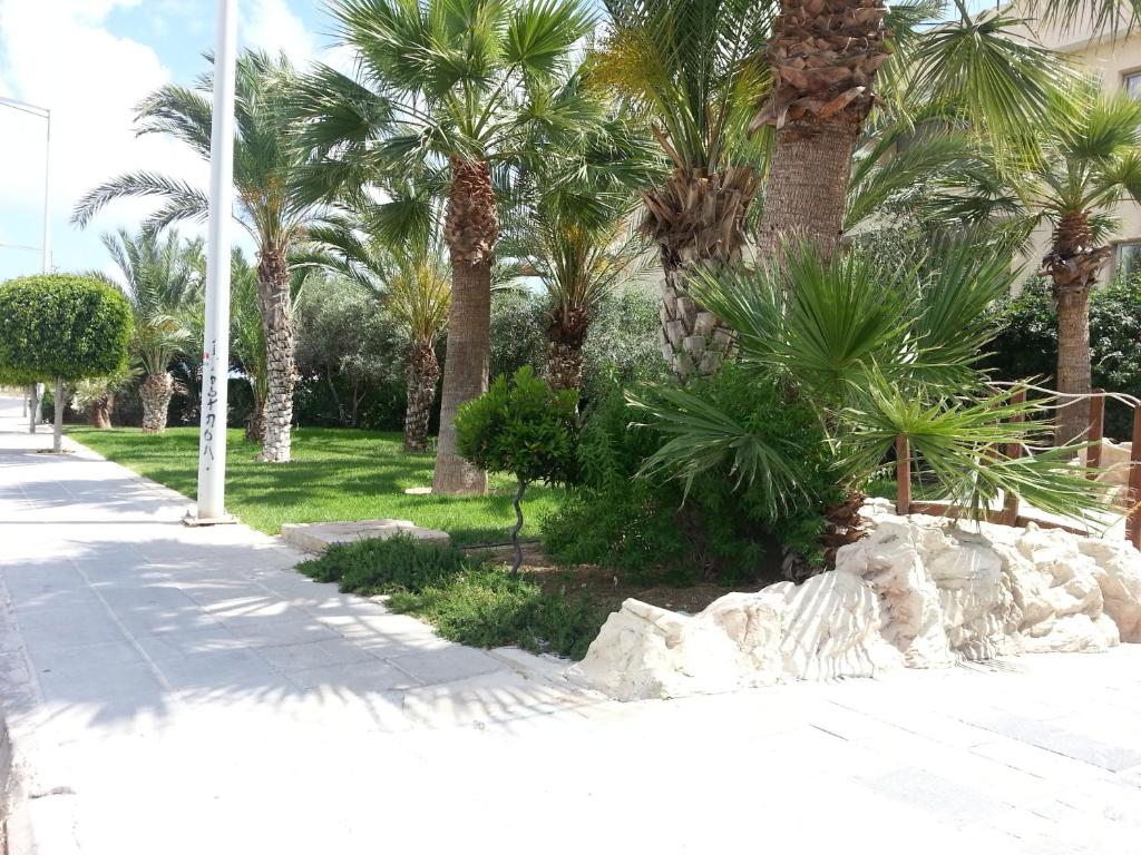 King's Holiday Apartments, Пафос