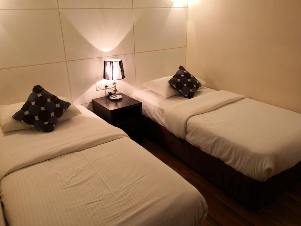 Двухместный (Двухместный номер Делюкс с 2 отдельными кроватями), Hotel Six Seasons @ Mid Valley