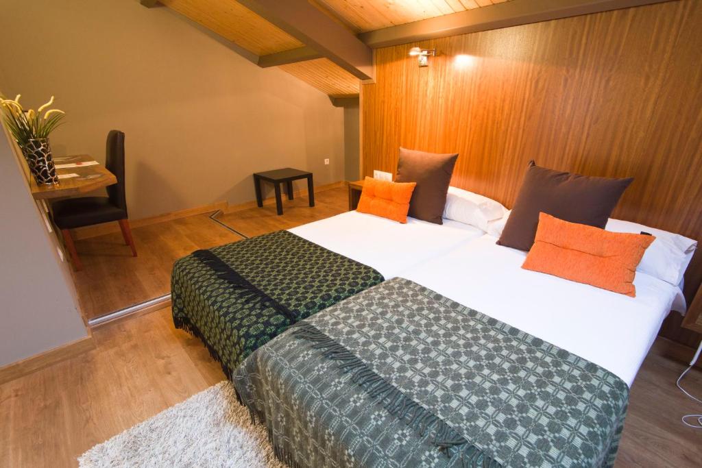 Hotel Arrope, Памплона