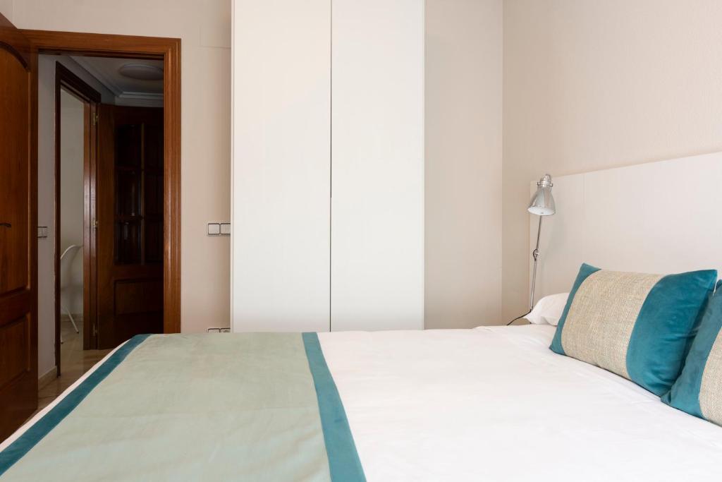 Aparthotel Los Girasoles, Сарагоса