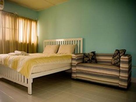 DMK Don Mueang Airport Guest House, Бангкок