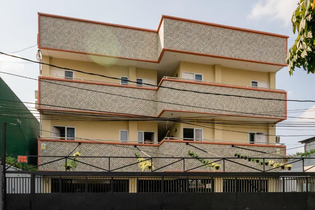 RedDoorz near Plaza Atrium Senen, Джакарта